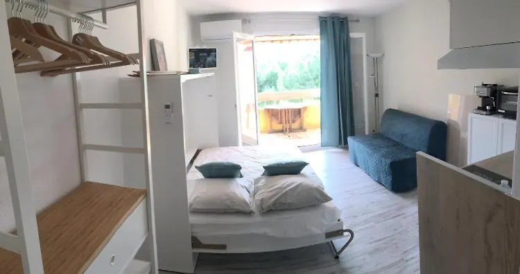 Studio Renove Balcon Ensoleille Et Calme La Londe-les-Maures